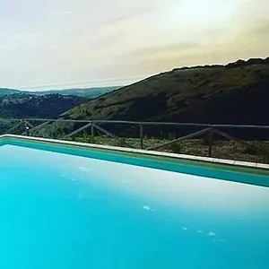 Azienda Agrituristica La Janna Di La Faj Farm stay